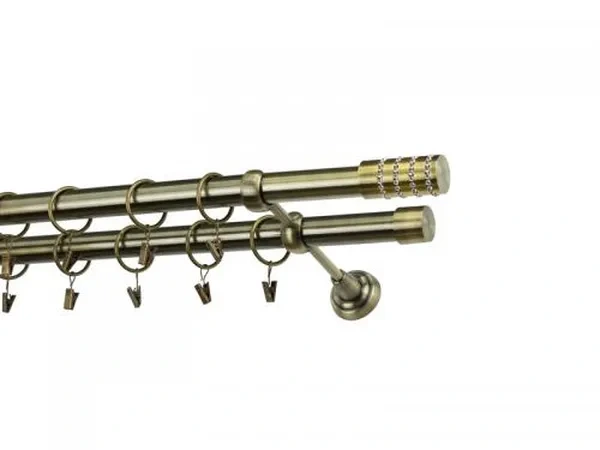 karikákkal és csipeszekkel