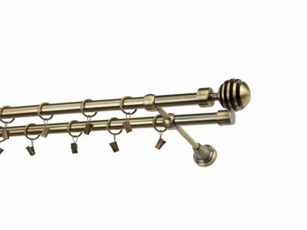 karikákkal és csipeszekkel