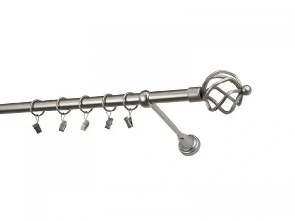 karikákkal és csipeszekkel