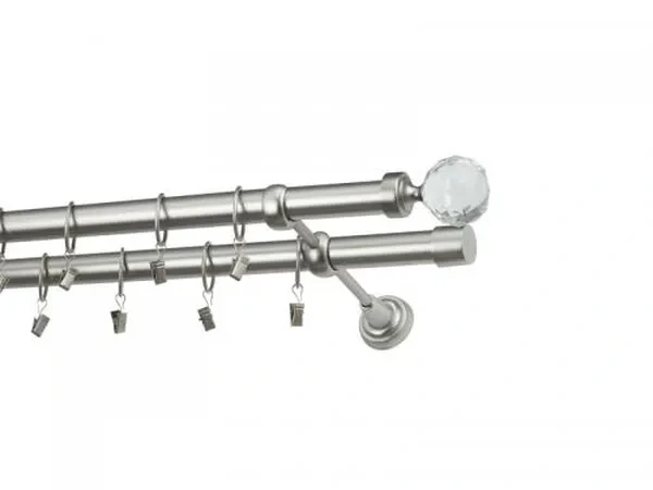 karikákkal és csipeszekkel