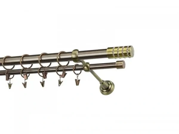 karikákkal és csipeszekkel