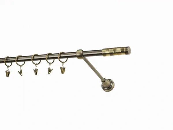 karikákkal és csipeszekkel