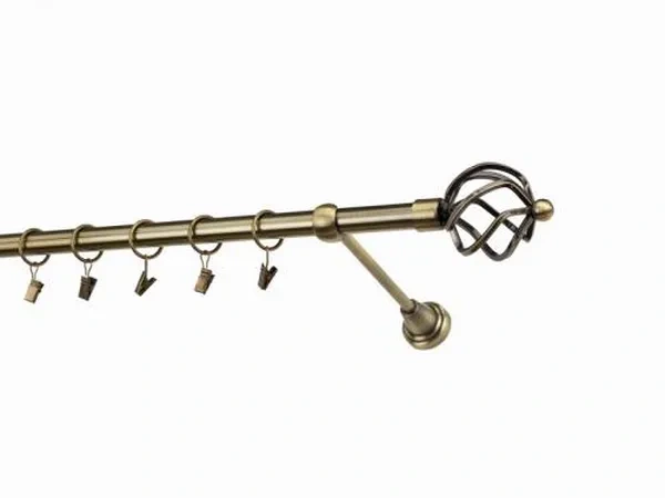 karikákkal és csipeszekkel