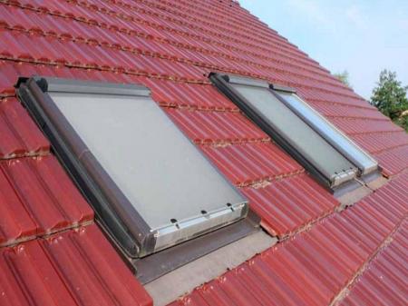 Külső hővédő roló tetőablakokra - SCREEN SKY - SOLTIS PERFOR szövet