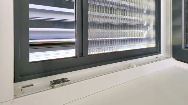PLISZÉ KLIK LUX szúnyogháló AJTÓRA - hagyományos színek 5